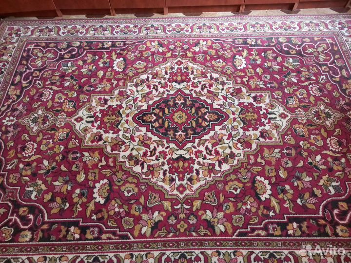 Ковры 2 на 3 метра шерстяные