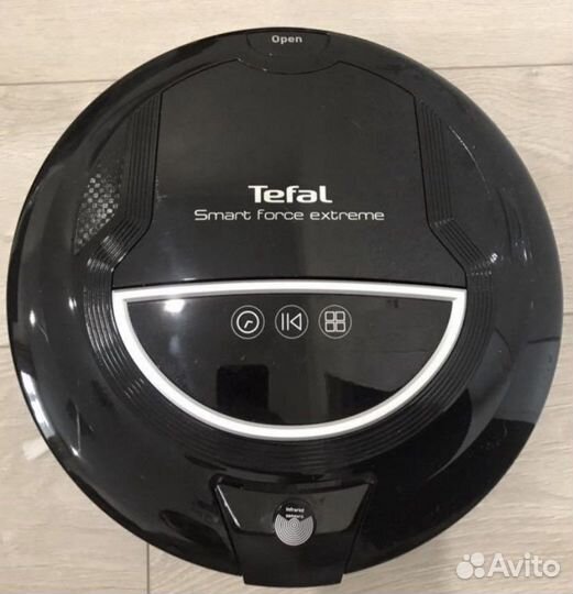 Робот пылесос