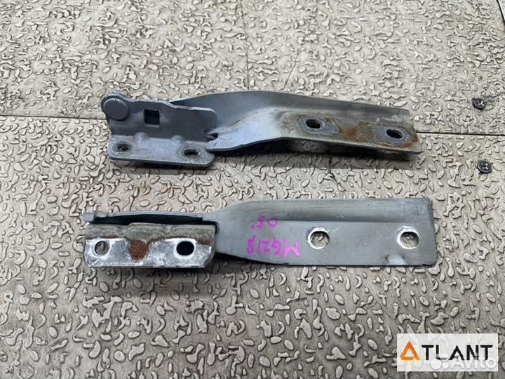 Петля капота nissan moco