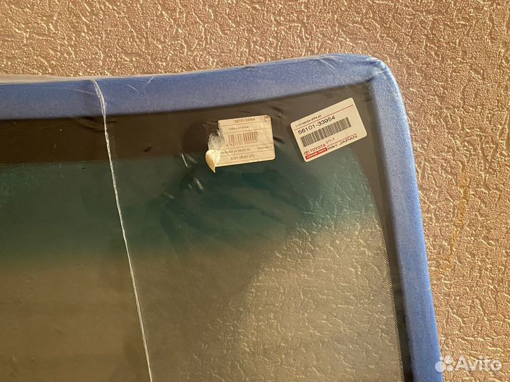 Лобовое стекло на Тойота camry 50