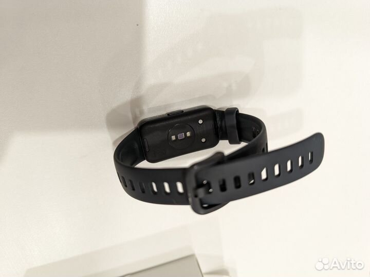 Смарт часы Huawei band 8