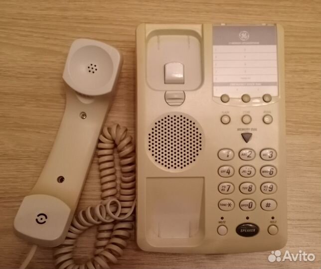 Кнопочные телефоны JE и Panasonic