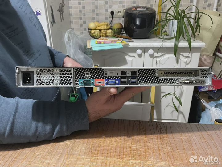 Сервер Intel 1u(xeon e3 1230v3, 16gb, 2tb*2)
