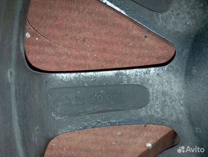 Колёсные литые диски для автомобиля марки Шкода