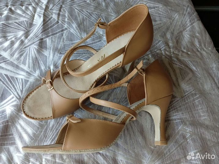 Туфли для танцев