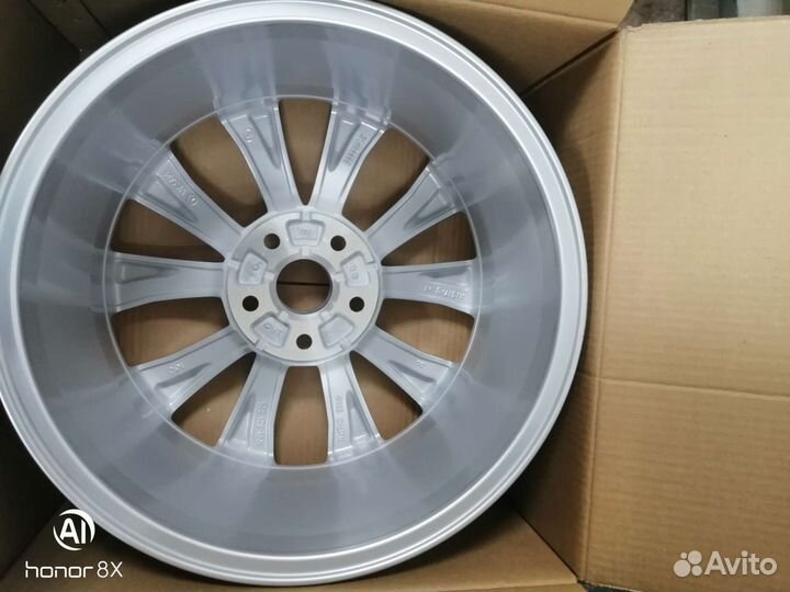 Литые диски оригинальные на r17 на vw tiguan
