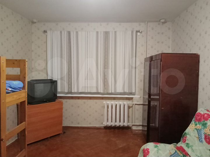 3-к. квартира, 60 м², 2/5 эт.