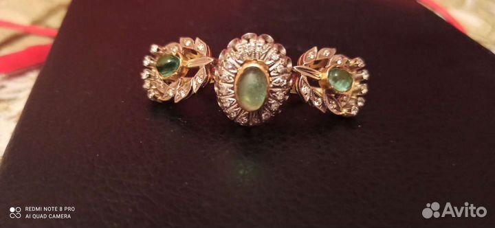 Комплект.брильянт и изумруд