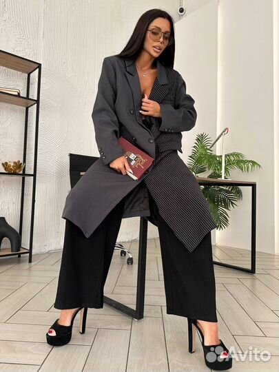 Костюм тройка женский