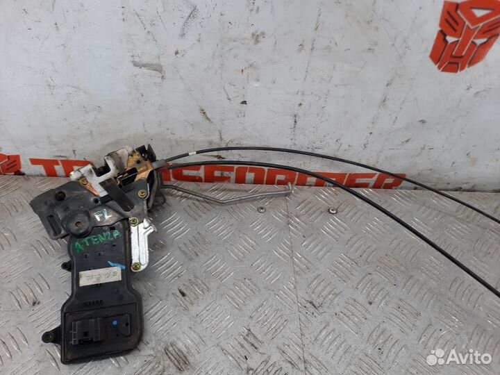 Замок двери передний левый Мазда Атенза GG