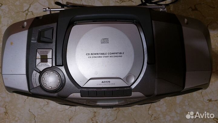 Музыкальный центр Philips