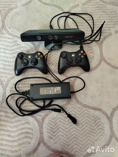 Для Xbox 360: Геймпады, kinect, блок пит. Диски
