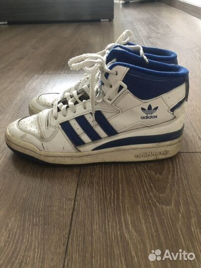 Кроссовки adidas