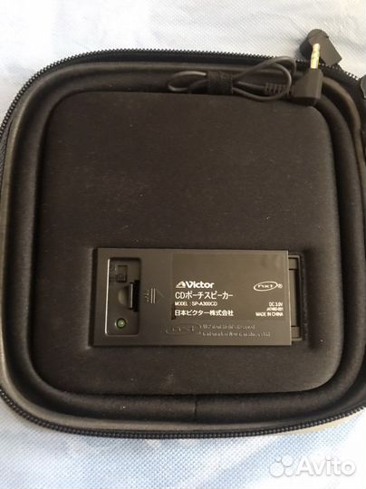 Кейс для дисков плюс колонка JVS/victor SP-A300CD