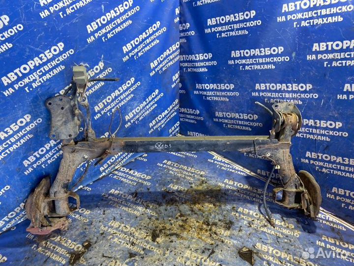 Задняя балка Volkswagen Passat B3 седан 1992