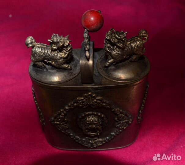 Табакерка Тибет