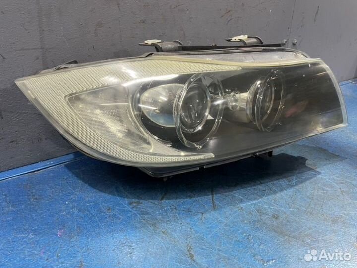Фара ксенон правая Bmw 3 E90 Дорест