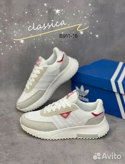 Женские кроссовки adidas