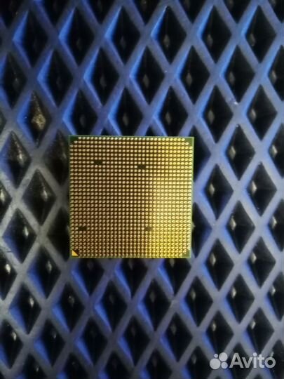Процессор AMD Phenom X3 8450