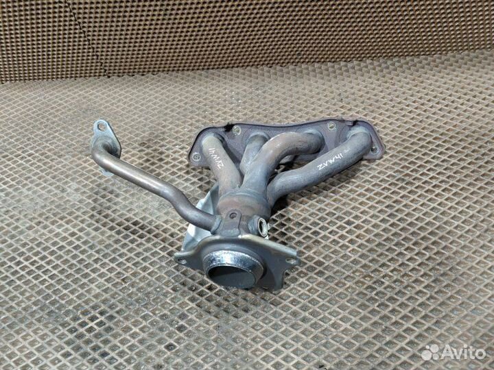 Выпускной коллектор Toyota Prius Alpha ZVW41W