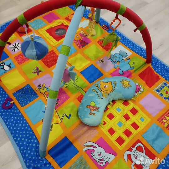 Развивающий коврик