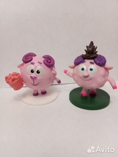 Киндер-сюрприз разные фигурки