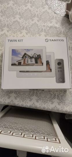Видеодомофон Tatos twin KIT