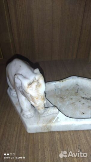 Мраморная статуэтка пепельница