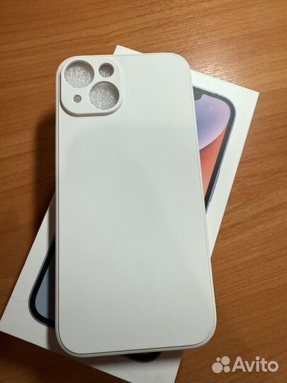 Чехол на iPhone 14