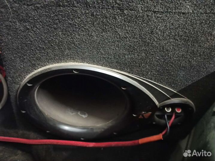 Сабвуфер Kicker