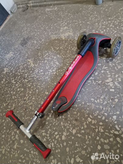 Самокат трехколесный globber