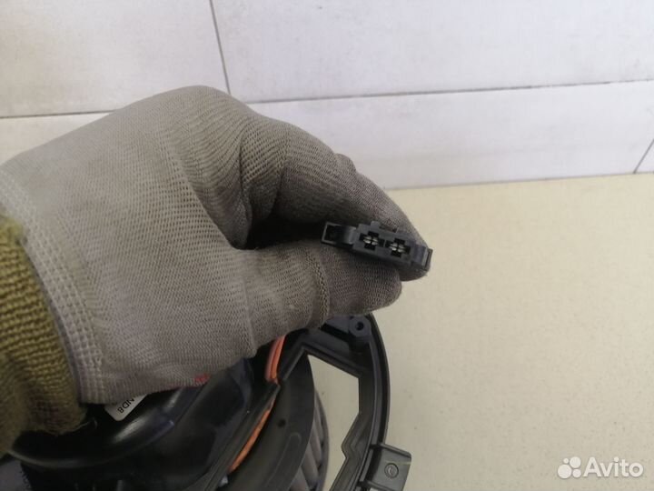 Моторчик отопителя Golf V Plus 2005-2014