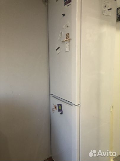 Узкий холодильник beko