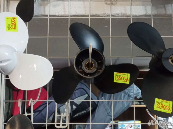 Винт для лодочного мотора Mercury-5