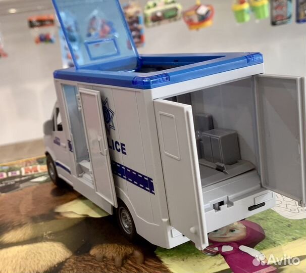 Инерционная машинка Полиция свет/звук 27 см