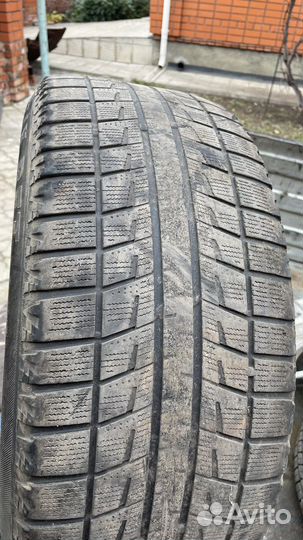 Bridgestone Blizzak RFT 245/55 R18