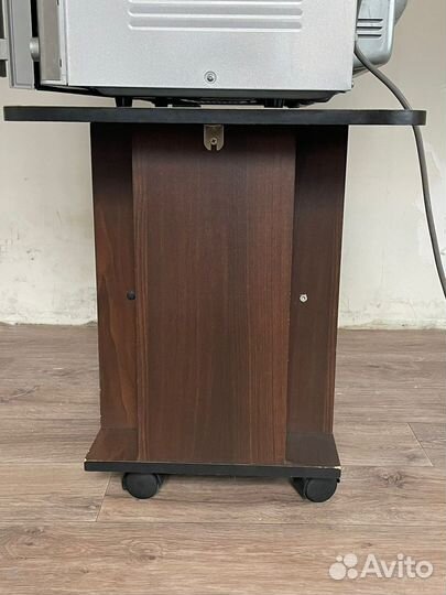 Тумба под телевизор