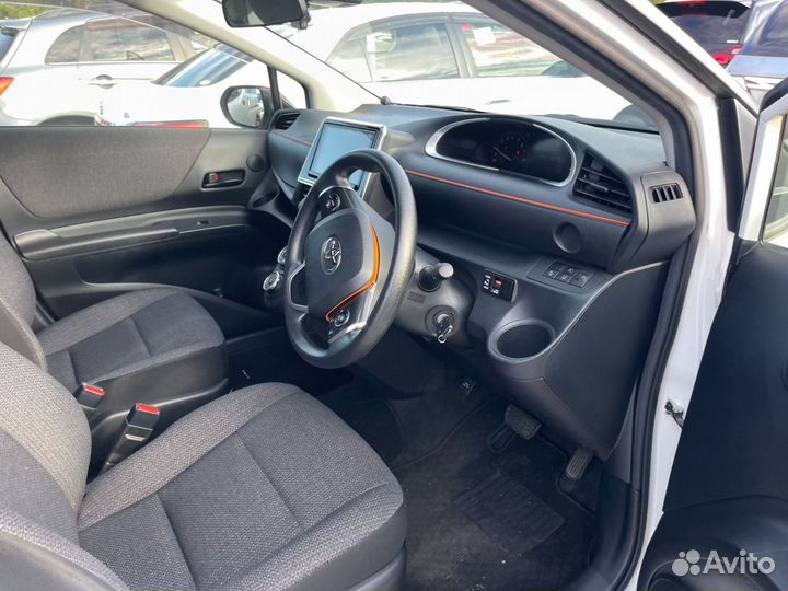 Toyota Sienta 1.5 CVT, 2019, 25 000 км