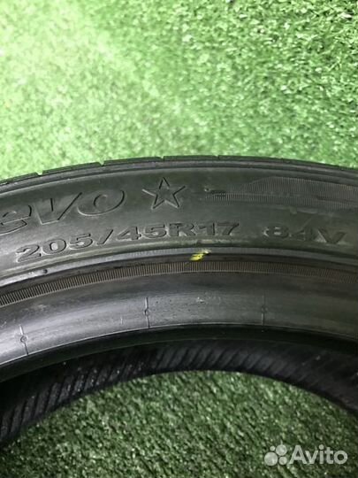 Hankook Ventus V12 Evo K110 205/45 R17 84V