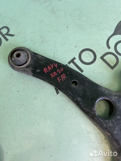 Рычаг передний правый toyota rav 4 xa20