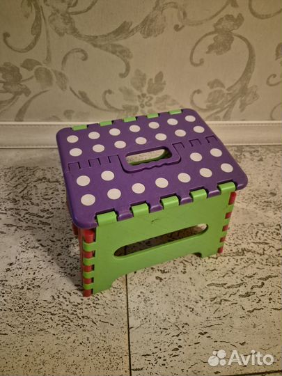 Корзина для игрушек IKEA и стульчик