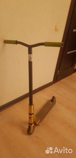 Трюковой самокат Tech Team Duke 303