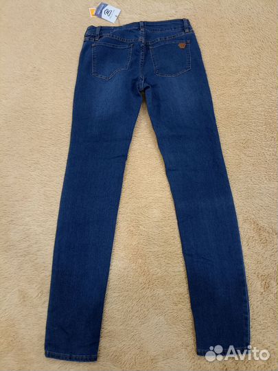 Джинсы женские