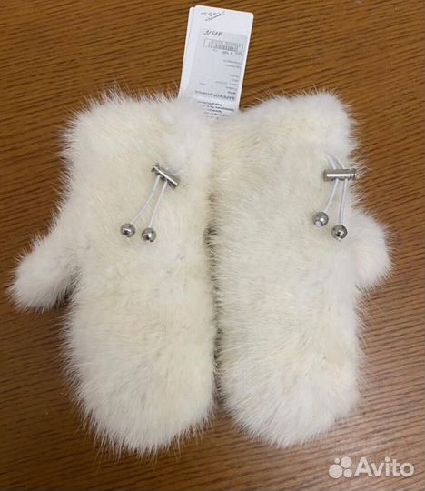 Варежки из пуха норки размер 6