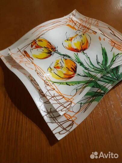 Набор тарелок