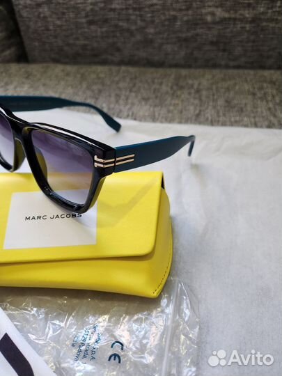 Солнцезащитные очки Marc Jacob's чёрные с берюзой