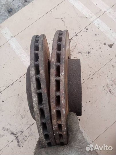 Диск тормозной Volkswagen Sharan 2-й рест. 2005