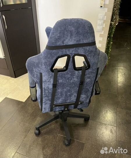 Компьютерное кресло игровое новое