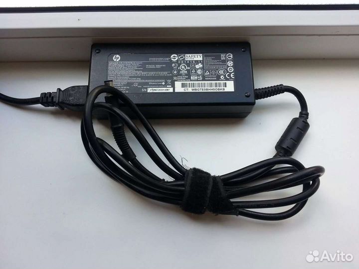 Зарядка для ноутбука