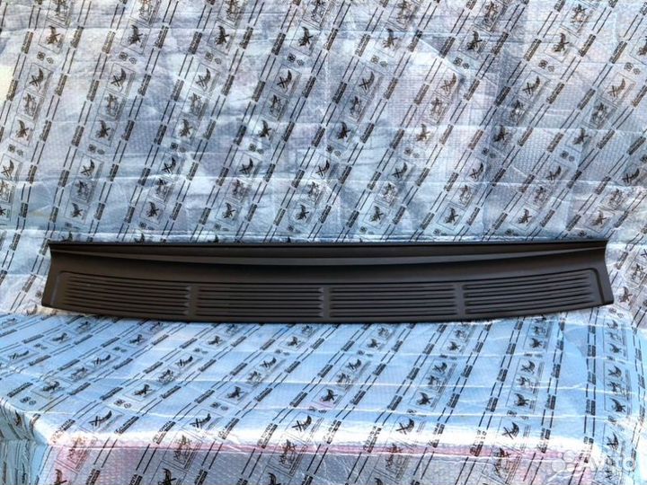 Накладка бампера задняя Lexus Lx 570 2007-2011